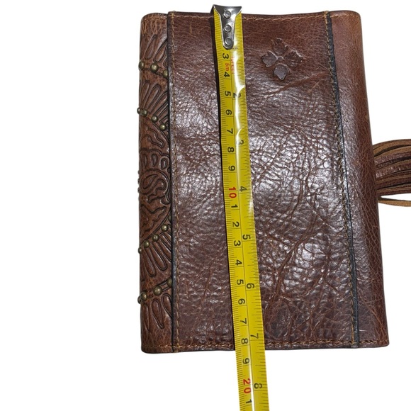 Patricia Nash Colli Brown Leather Trifold Tasseled Wallet - Picture 8 of 9